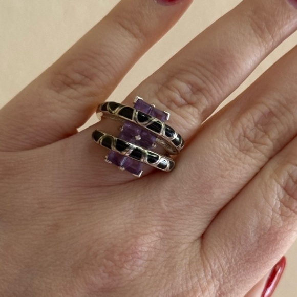 Unique 925 Sterling Silver Amethyst Ring Size 7 - Picture 1 of 6